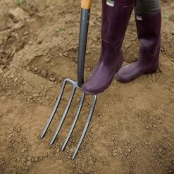 Kent & Stowe Carbon Steel Digging Fork -Garden Care Shop 1031068 3