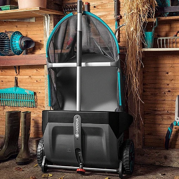 Gardena Leaf & Grass Collector 6 Gardena Leaf & Grass Collector - Image 4